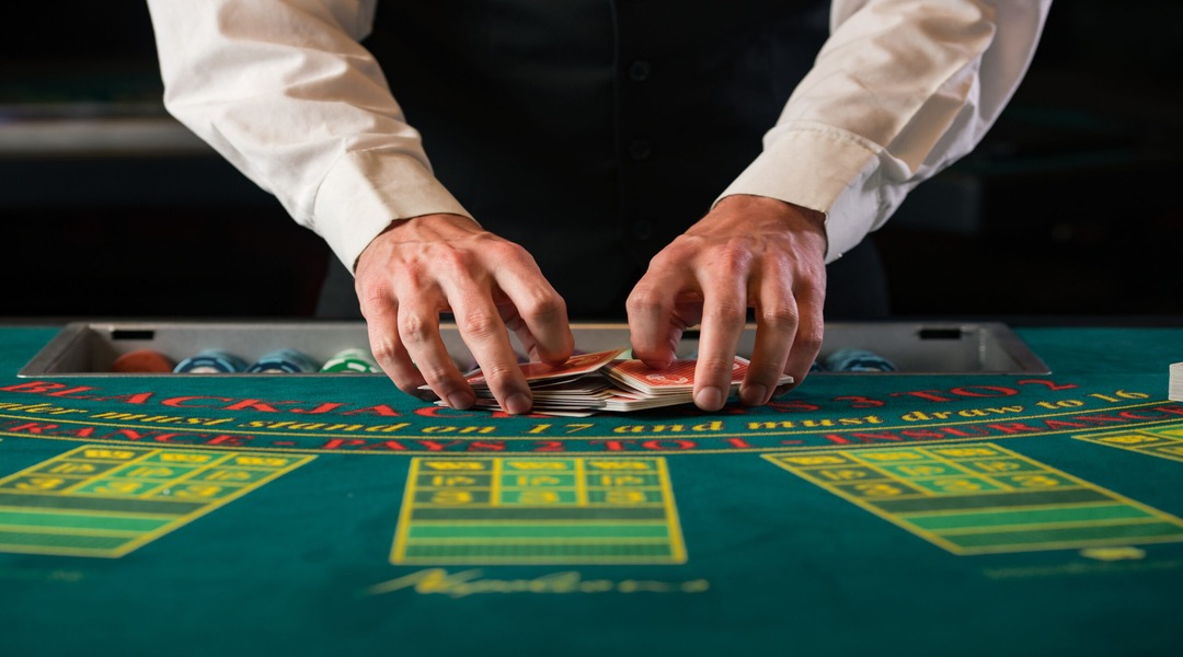 Blackjack – Kralj Kartaških Igara u Online i Klasičnim Kockarnicama